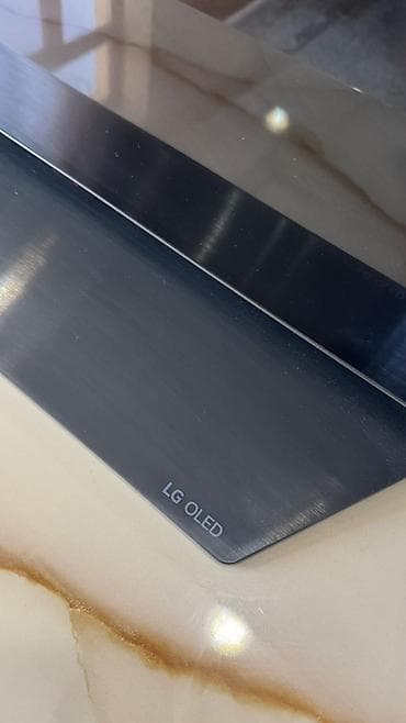 smart telefon: LG OLED televizor satilir 2000 manata. Oz qiymeti 5000 manatdir bir — 3