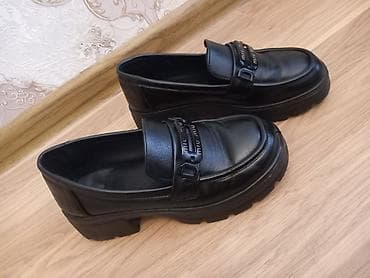 Qadın loaferləri,qara,qalın dabanlı,37 razmer lalafo.az -da Qadın loaferləri,qara,qalın dabanlı,37 razmer
