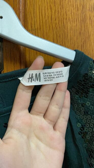 Toyota: ‼️продаю детское платье‼️ •возраст 9-10, рост 140 см. •brand — 3