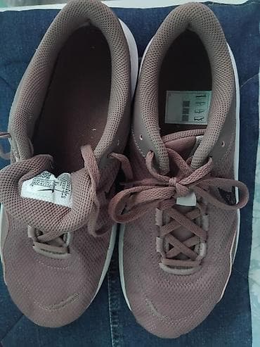 krosovka: Nike qadın idman ayaqqabısı - Model: Nike qaçış/treyninq krossovkası — 1