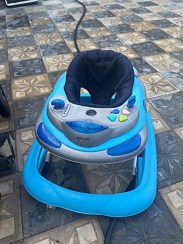 araba: Çıxarılmayan beşikli araba, İşlənmiş, Cins: Oğlan, Yaş: 6-12 ay — 1