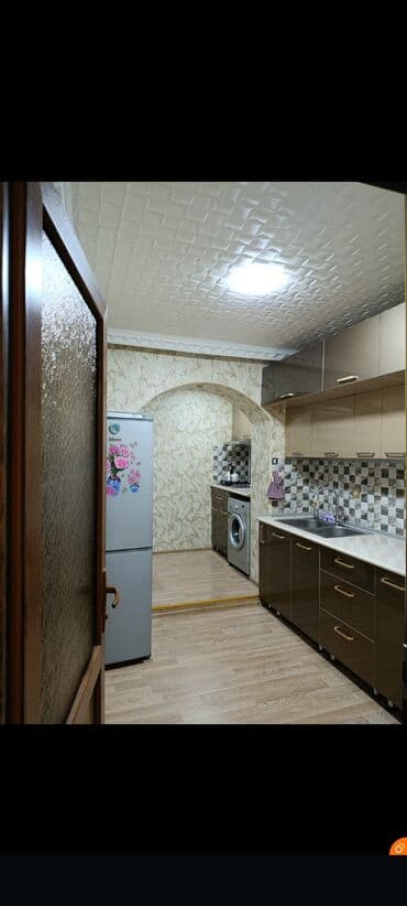 1 комнатная квартира студия: 5/5 mərtəbəli binada 5 otaqlı mənzil satılır.Super Təmirlidir. Real — 14