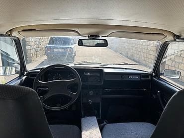 Avtomobil satışı: VAZ (LADA) 2107: 1.5 l | 2009 il 93300 km Sedan — 6
