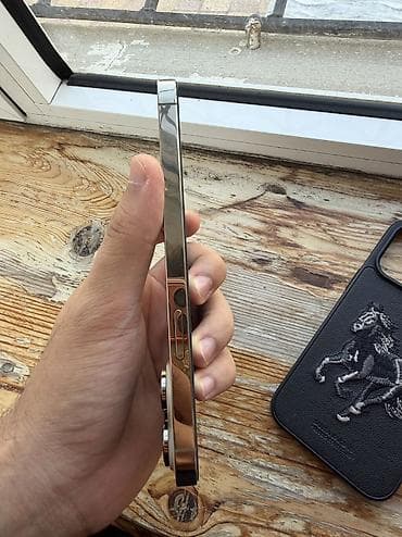 iphone ehtiyat: IPhone 14 Pro Max, 128 GB, Qızılı, Simsiz şarj, Face ID — 9