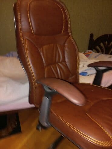 купить кресло для офиса: С колесиками — 3