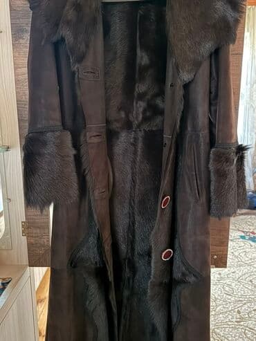 женские кожаные длинные перчатки: Qadın uzun dərili/kürklü palto - Rəng: tünd qəhvəyi-siyahı gama - — 1