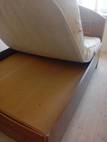 matras taxt: Tək nəfərlik taxt‑çarpayı və döşək dəsti - Ölçü: təxmini 90×190 sm — 1