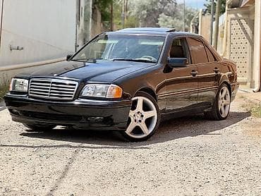 bmw 528 1996: Mercedes-Benz C 230: 2.3 l | 1999 il Sedan — 3