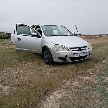 Opel Corsa C, 5 qapılı hetçbek, gümüşü rəng. - Sürətli və qənaətcil — 4