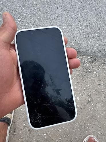 5s iphone: IPhone 15 Pro, Ağ — 8