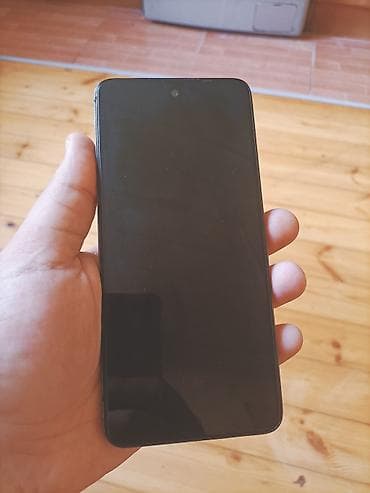 Tecno Spark 20C, 128 GB, rəng - Qara, Simsiz şarj — 3