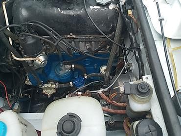 18 teker: Model: VAZ 2106 (klassik “altılı”) Kuzov rəngi: ağ Kuzov: sedan, xrom — 6