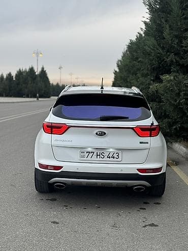 parpres satisi: Kia Sportage: 2 l | Krossover — 5