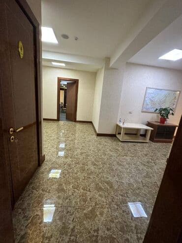 mağaza üçün avadanlıqlarla təchiz olunmuş obyekt: Xətai metrosunun arxası, 12 mərtəbəli plazanın 12 ci mərtəbəsində — 17