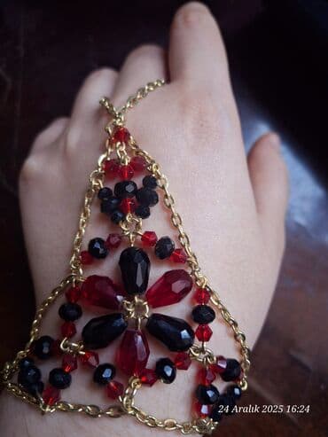 satt: Əl işi şahmaran satılır. Daşlı və çox zövqlü dizayndır. Xüsusi — 2