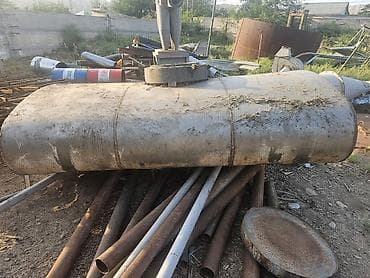 su qabları: Bak, Metal, 5000 l l, İşlənmiş, Ünvandan götürmə — 1