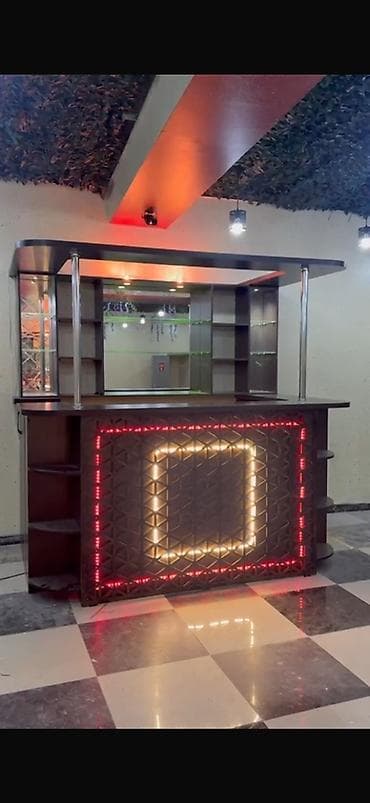 ✅ LED işıqlandırma sistemi ✅ Geniş rəflər və şüşə vitrinlər ✅