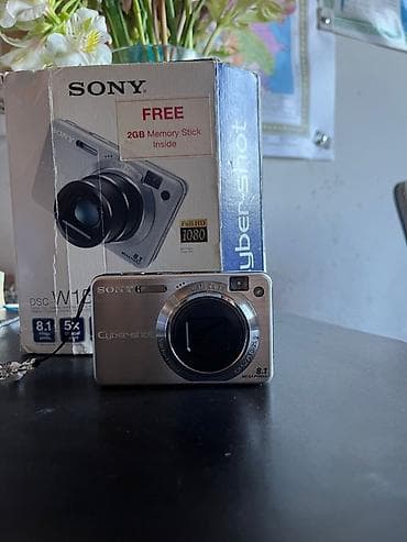 Sony Cyber-shot DSC-W150 kompakt rəqəmsal fotoaparat - 8.1 MP təsvir — 2