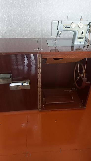 Elektronika: Tikiş maşını Chayka, İşlənmiş,Mexaniki, 2 saplı Ünvandan götürmə — 2