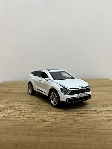 Kia Sportage mini model avtomobil - Miqyas: təqribi 1:32 (kompakt — 2