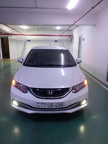 Su nəqliyyatı: Honda Civic: 1.5 l | 2013 il Sedan — 1