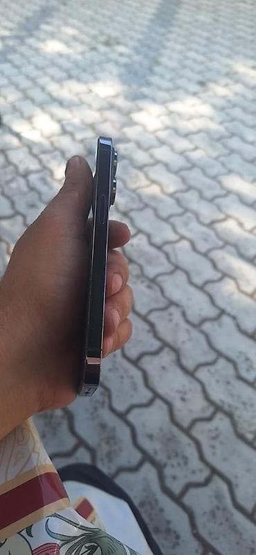 13 pro max iphone: IPhone 13 Pro, Graphite, Face ID — 4