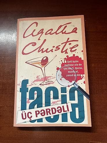 Məhsul: Kitab – “Üç Pərdəli Faciə” (Agatha Christie) Təsvir: - Janr