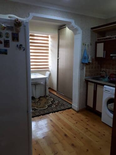 ilkin ödənişi 10000 olan evlər: Bakı, 2 otaqlı, Köhnə tikili, m. Həzi Aslanov, 55 kv. m — 5