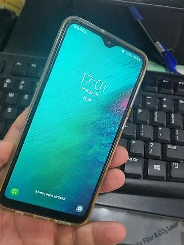 iphone xs silver: Samsung Galaxy A10, 32 GB, rəng - Göy, Sensor — 3
