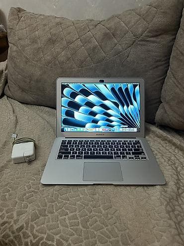 sahibinden macbook pro: İşlənmiş Apple MacBook, 13.3 ", Intel Core i5, 128 GB, Ünvandan götürmə — 1