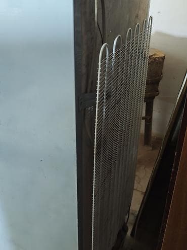 sud seperatoru: İki kameralı soyuducu satılır. Üst hissədə dondurucu, alt hissədə isə — 2