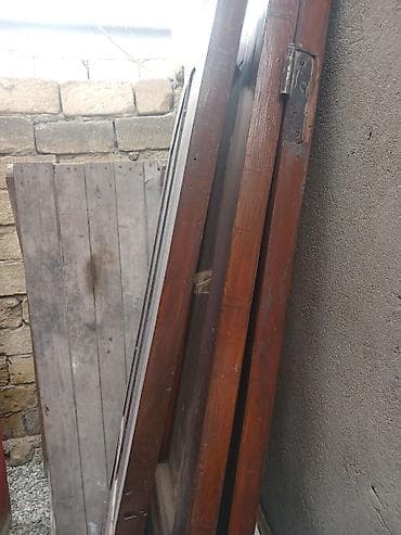 çerçiveler: Taxta otaq qapısı – şüşəli model - Material: təbii ağac (taxta — 2