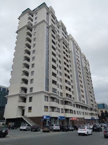 arenda restoranlar bakida: Komunal xərclər qiymətə daxildir .Azadllq metro st çıxışında 2 otaqlı — 6