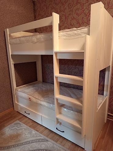 Oğlan və qız üçün, Yeni, Çarpayı, Matras ilə, Siyirməli, Taxta