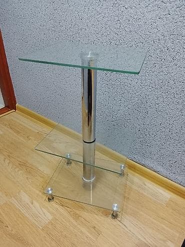 Açılmayan, Şüşə, Kvadrat masa