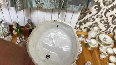 ev üçün dekor: Məhsul: Porcelain şamdan cütü – fiqurlu, əl işləməli - Kompozisiya — 2
