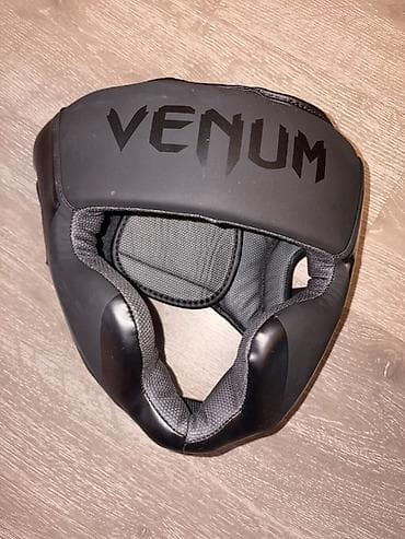 Venum boks/MMA baş qoruyucusu - Razmer: M - Brend: Venum - Rəng: qara