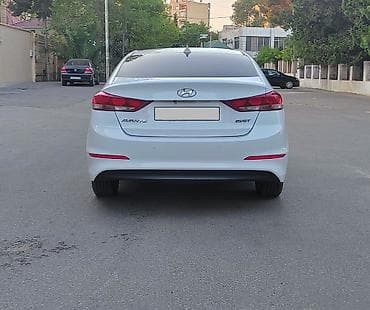 klas 6: Hyundai Elantra: 1.6 l | 2016 il Sedan — 5