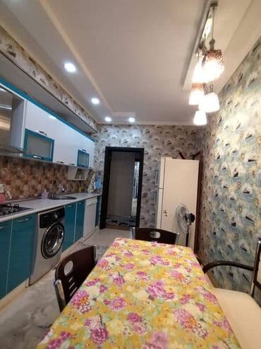 9 ci mikrorayon satilan evler: 2 otaqlı, Yeni tikili, 70 kv. m — 6