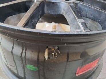 şin və disk: İşlənmiş Disk R 18, 5 Boltlu — 2