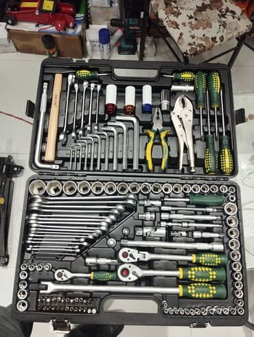Peşəkar universal alət dəsti – sərt plastik çamadan içində tam