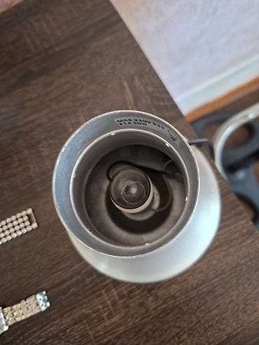 gence qapi: Qlimmerli lava lampa - Dizayn: Gümüşü rəngli baza və üst qapaq — 2