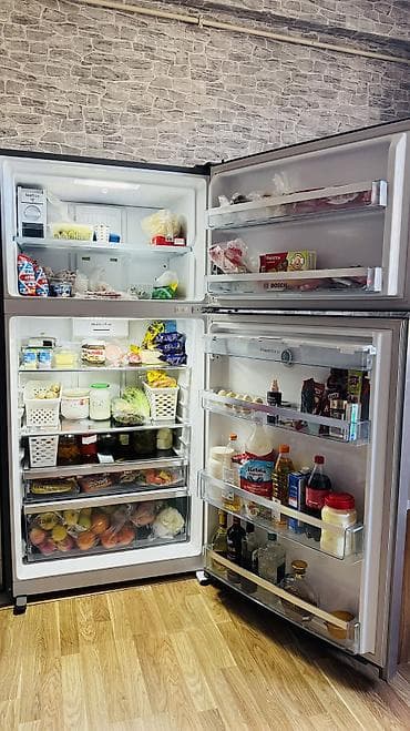 a21s plata: 2 qapılı Bosch Soyuducu Satılır, rəng - Gümüşü, Təkərli — 2