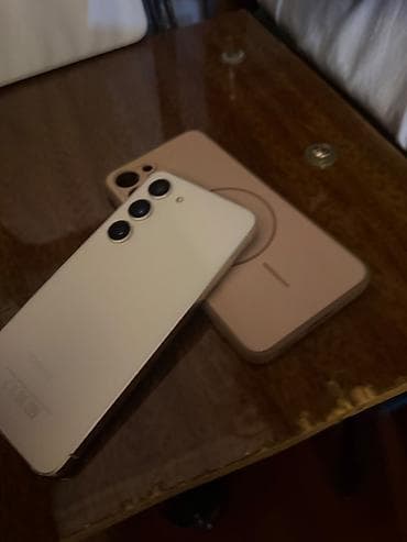 iphone x barter: Samsung Galaxy S23, rəng - Bej, Simsiz şarj — 3