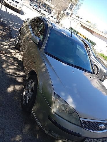 r15 5 bolt: Ford Mondeo: 2 l | 2004 il 300 km Sedan — 3