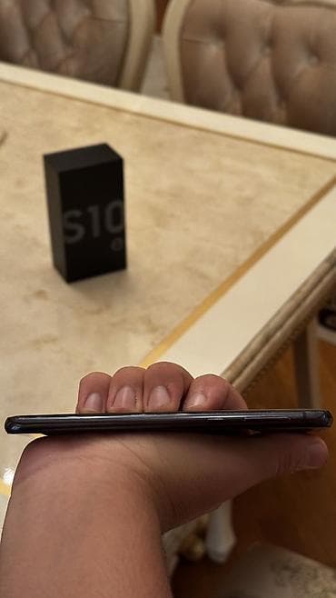 iphone x islenmis: Samsung Galaxy S10e, 128 GB, rəng - Qara, Düyməli, Sensor, Barmaq izi — 7