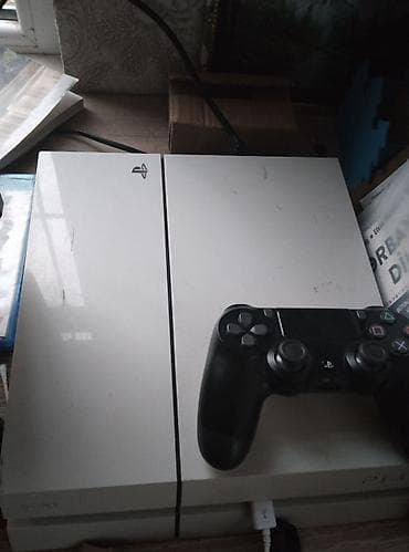 rtx 4070 super: PlayStation 4+pult+Gta diski.Hec bir problem yoxdur sadəcə uzərində — 2