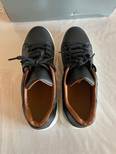 i̇dman ayaqqabısı: Başlıq: 🌟 Tam Yeni Trendyol Ayaqqabısı – 41 Ölçü 🌟 Məzmun — 4