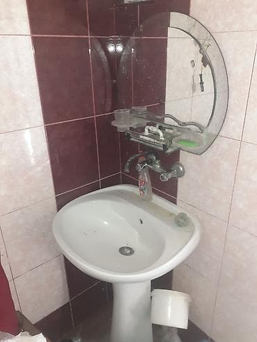 bag evleri: Sumqayıt Esmira şadlıq eviylə üzbəüz yoldan 80 -100 m aralıda 2 otaqlı — 2
