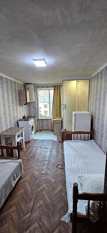 qarayev kiraye ev: Elmler metrosunun yaninda 5/3 1 otagli menzil kiraye verilir. kamunal — 5